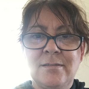 Meet your Posher, Dina